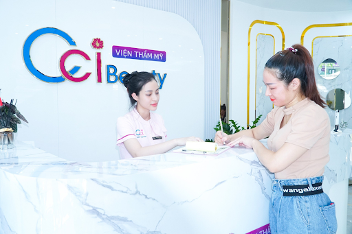 Hiểm Họa Khôn Lương Từ Các Cơ Sở Thẩm Mỹ Chui Núp Bóng Bệnh Viện