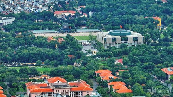 Quảng trường Ba Đình, sân bay Nội Bài nhìn từ trên cao đẹp ngỡ ngàng